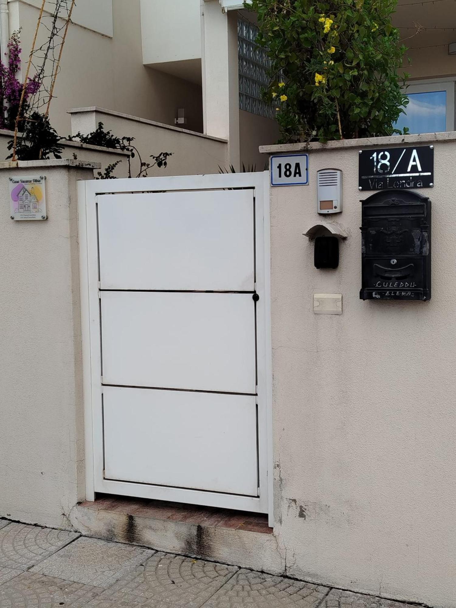 Casa Vacanze 올비아 외부 사진